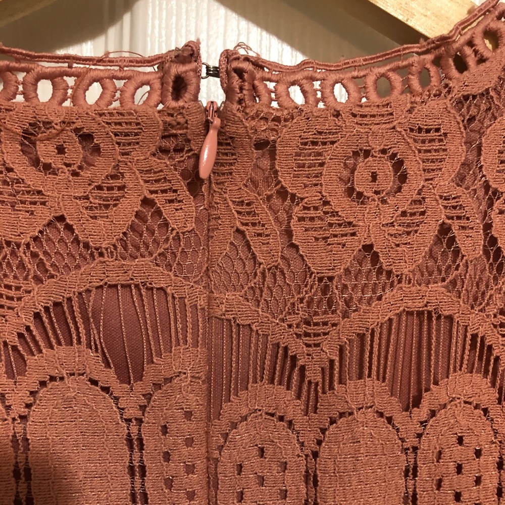Dress - Picture 5 of 6